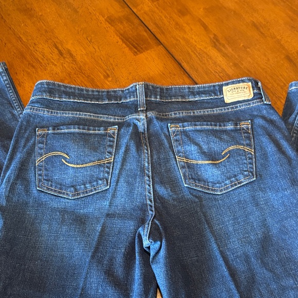 Levi’s signature Boot Cut Women's Jeans - Deep Blue 12 short - Picture 7 of 8